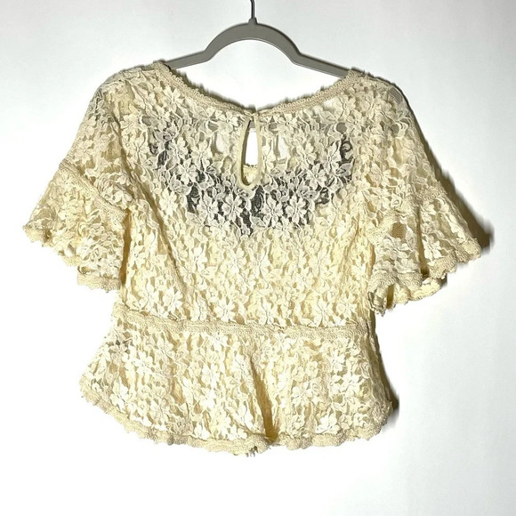 Free People Cream Lace Embroidered Sheer Peplum Top Size Small - Picture 11 of 11